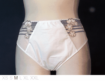 Antinea Escale a Deux poly and lace brief